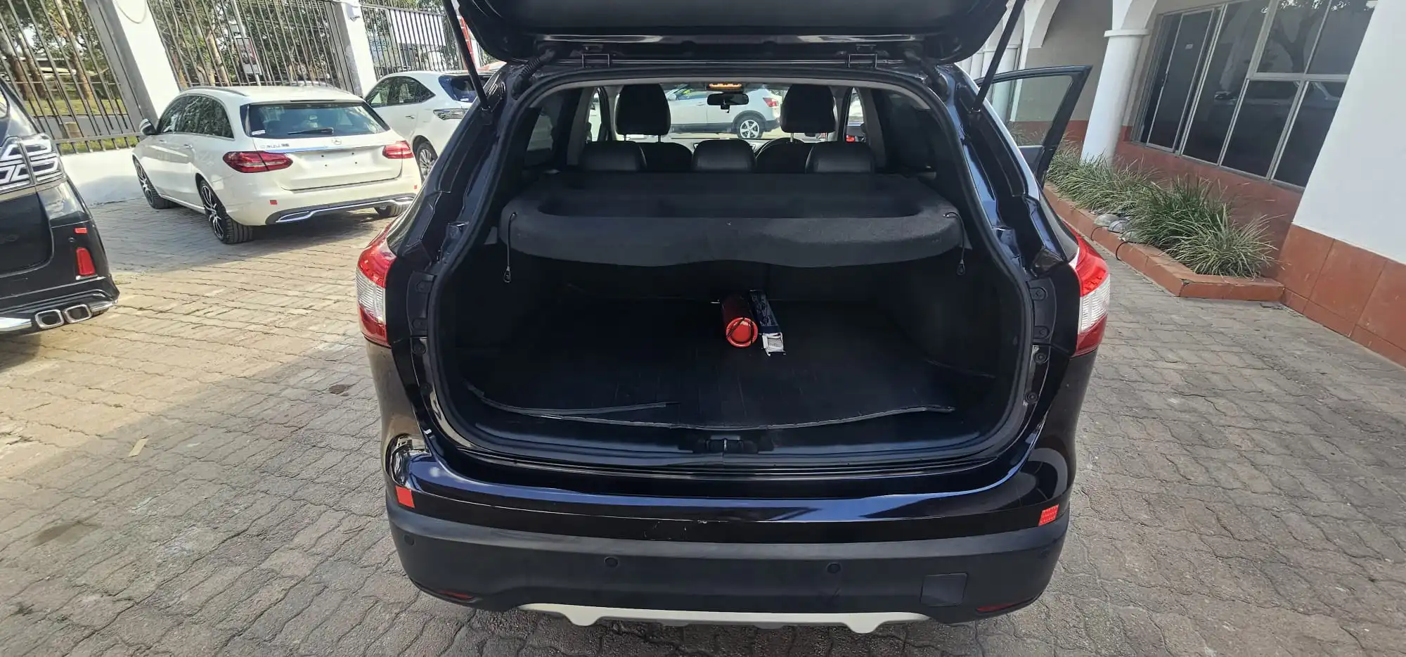 Zambia used car sale 2015 Nissan Qashqai 9
